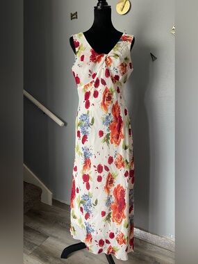 Tribal White Floral V-Neck Maxi Dress - Sleeveless Summer Dress